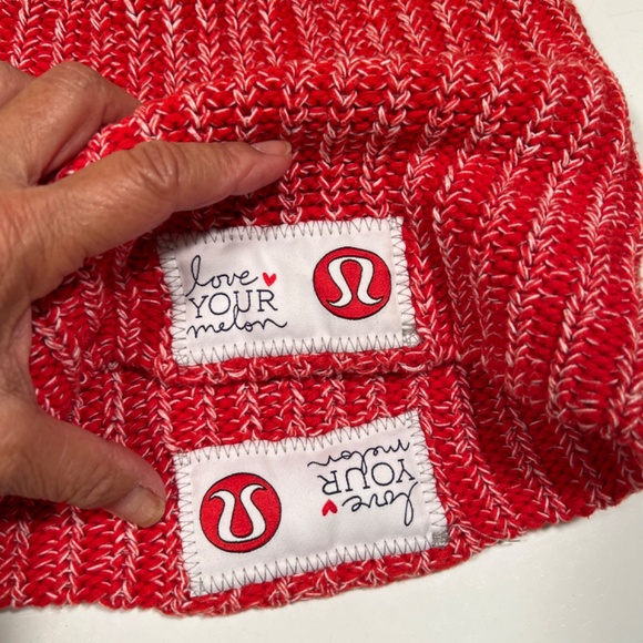 1 - Lululemon Love your Melon Knit beanie stocking hat osfa RARE HTF - Picture 3 of 4